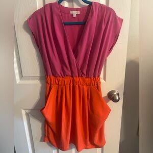 Gianni Bini Pink and Orange V-Neck Dress with pockets!